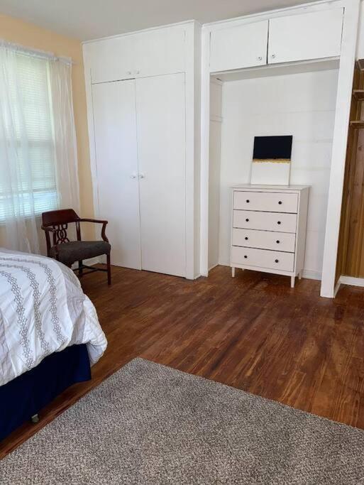Cozy Home, King Bed, 3 Bedrooms,Close To Downtown Beaches Towncenter Τζάκσονβιλ Εξωτερικό φωτογραφία