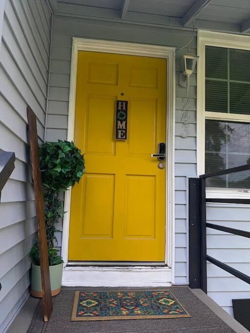Cozy Home, King Bed, 3 Bedrooms,Close To Downtown Beaches Towncenter Τζάκσονβιλ Εξωτερικό φωτογραφία
